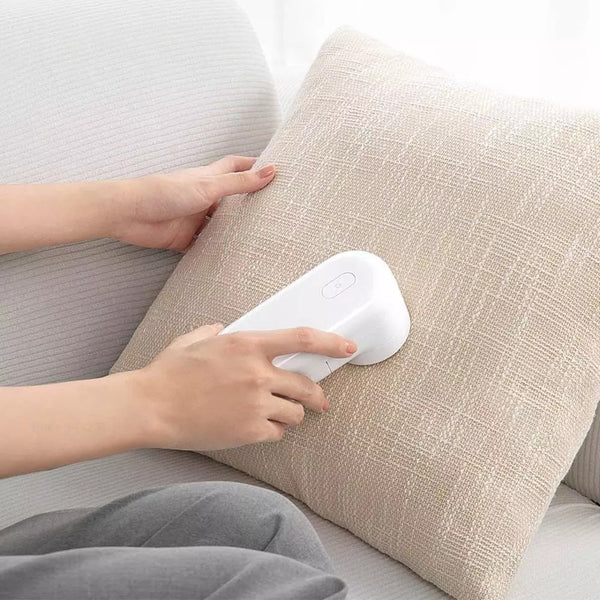 The Revive Fabric Shaver