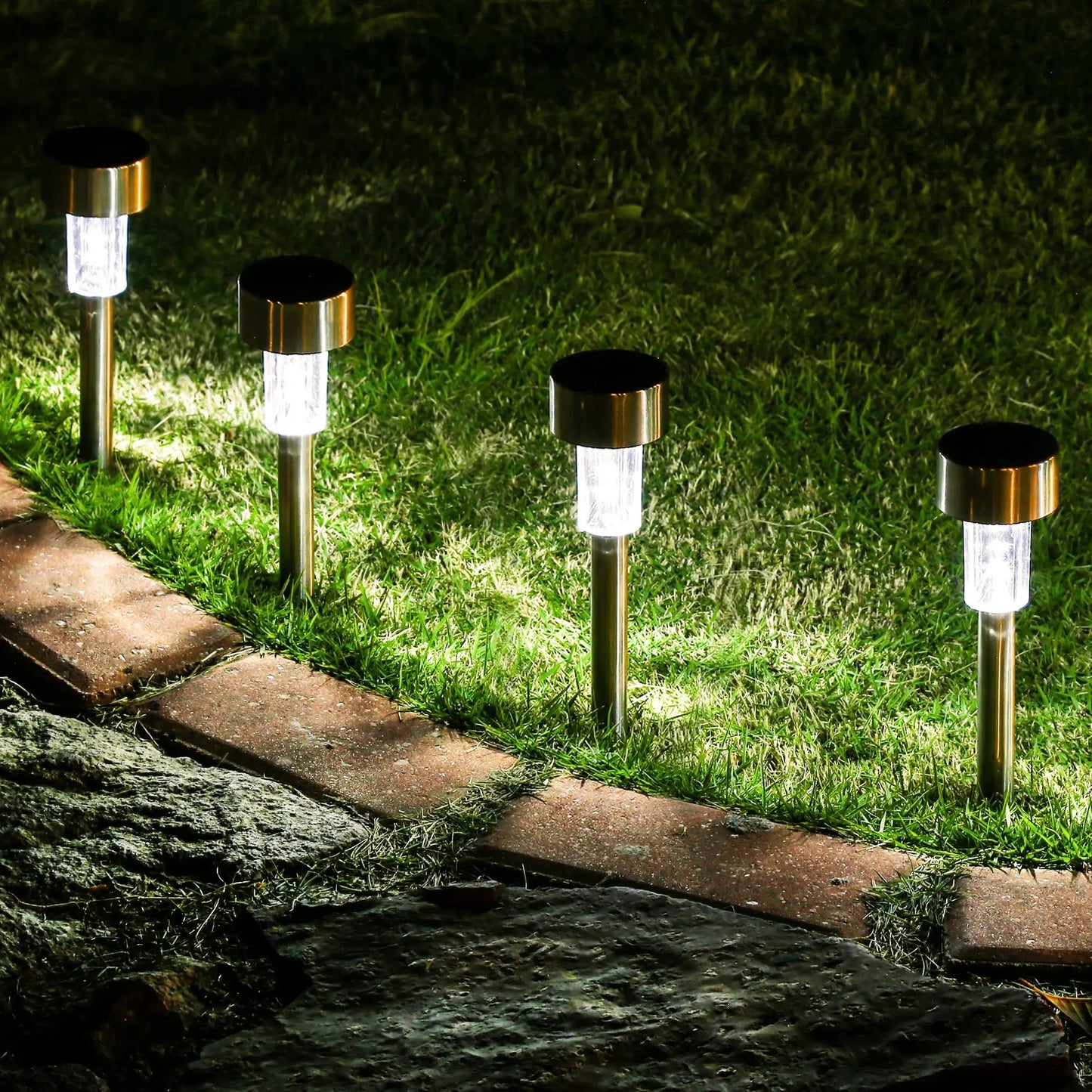 The Stella Solar Pathway Lights