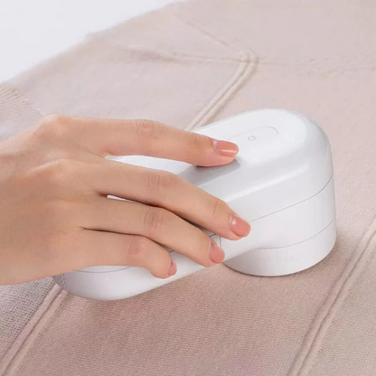 The Revive Fabric Shaver